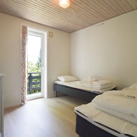 Three-bedroom Holiday In